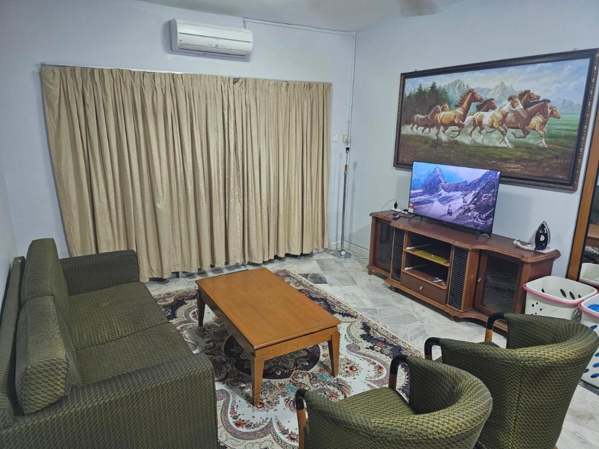Senorita Sea View At Marina View Apartment